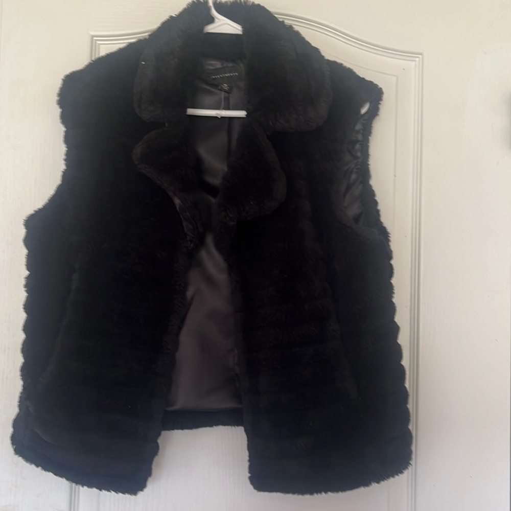 Black fuzzy vest jacket
